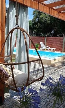 Casa Olivia- Alojamiento con piscina - Aeropuerto Ezeiza