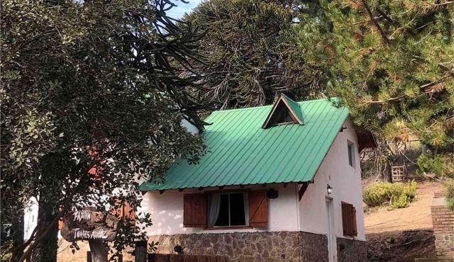 Casa Pehuenia, linda cabaña a pasos del Lago