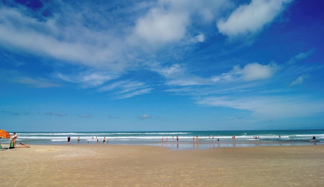 Casa Praiana poucos passos do Mar, Santinho AB9757