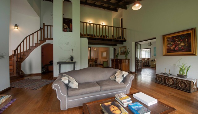 Casa Quinta EN Plena Ciudad DE Vicente Lopez-buenos Aires