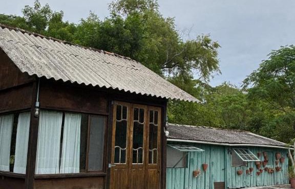 Casinha à beira do arroio