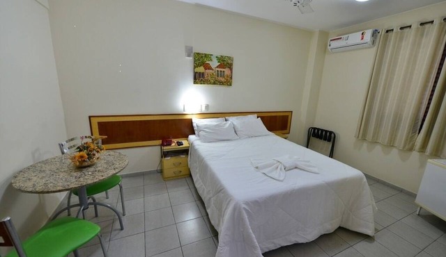 Central Caratinga Stay | Onsite Pool & Parking | 4.7 Mi to Caratinga Airport in Minas Gerais