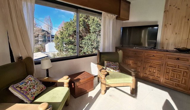 Charming 2-bedroom apartment in cool San Carlos de Bariloche with WiFi