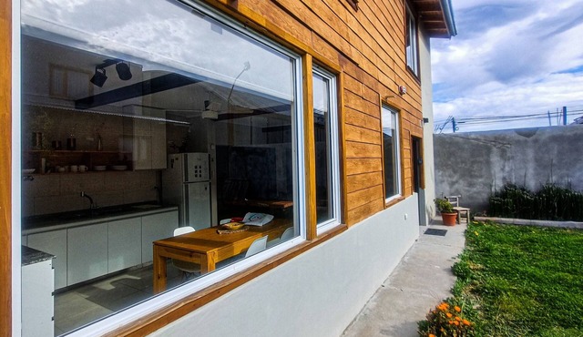 Charming 2-bedroom house in tranquil Esquel with WiFi