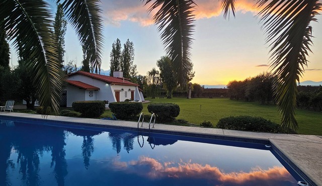 Charming farmhouse in the middle of the vineyards of wine country Mendoza