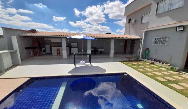 Charming house with a pool. in Três Rios