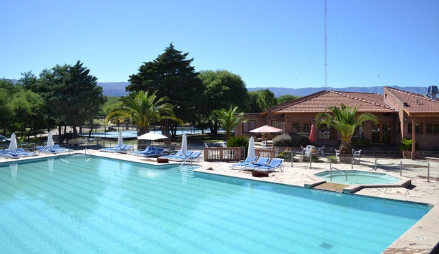 Colina del Valle Hotel