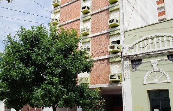 COLON 66 Departamento Temporario ideal familia