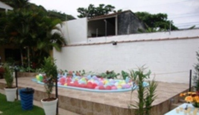 COMFORTABLE BEACH HOUSE WITH POOL AND LEISURE - R $ 300 700 ... in Guarujá