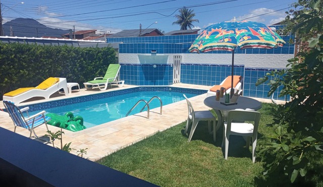 COMFORTABLE GROUND-FLOOR HOME 100 M FROM THE BEACH. in Peruíbe