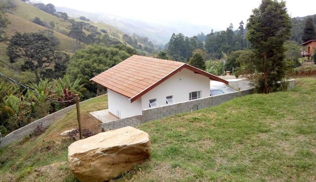 Corner of Divine Peace with a view of Pedra do Baú in São Bento do Sapucaí