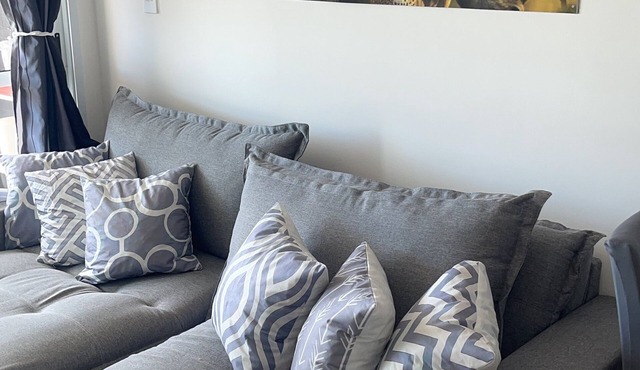 Cozy 1-bedroom condo in tranquil Salvador with AC breeze