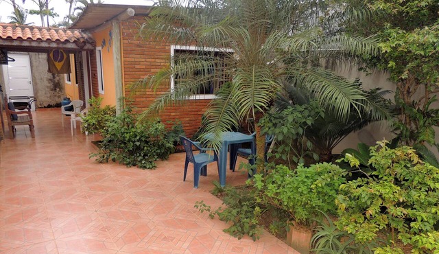Cozy and comfortable beachfront chalet for your weekend and holidays. in São Sebastião