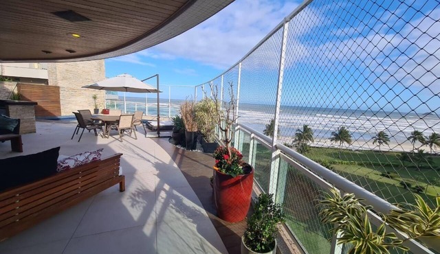 @cyclinn.natureza | Cobertura com vista praia