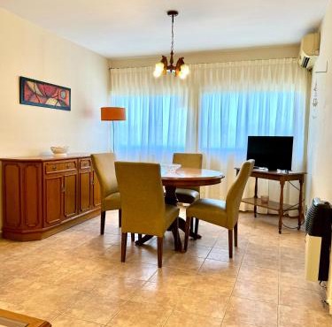Departamento frente al Shopping ,B 8