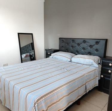 DEPARTAMENTO PARA DOS PERSONAS EN ZONA CENTRICA