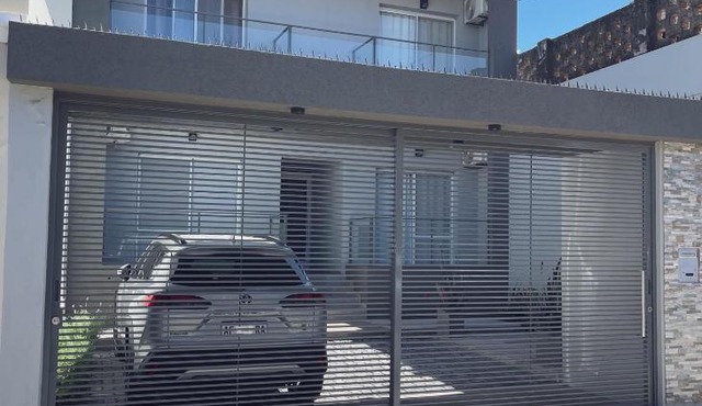 Departamentos Fleming, luminosos p hasta 4 personas