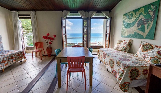 Direita S.Antonio Direita S.Antonio -Charmant appartement baie de Todos Santos.
