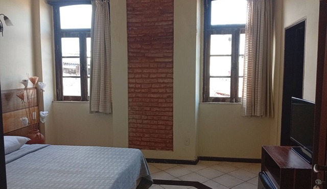 Direita S. Antonio Room Double suite with bathroom and air conditioning