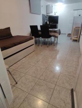 Dptos Amoblados Reynoso