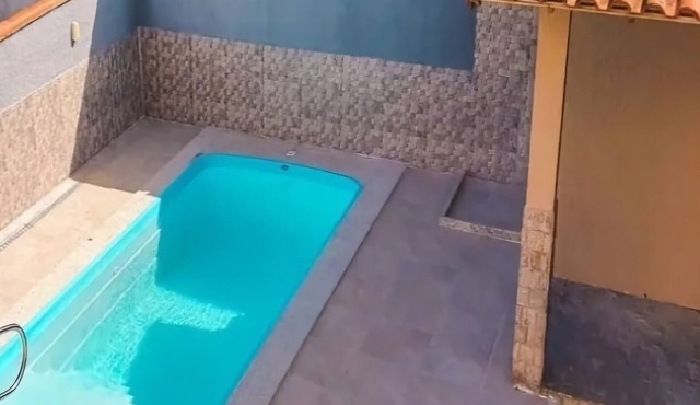 Dream Getaway: Beach House in Cabo Frio with Heated Pool and 4 Suites in Cabo Frio