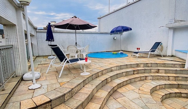 Duplex w/Pool & BBQ 500m to Enseada Beach