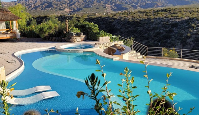 El Carmelo Mountain Lodge