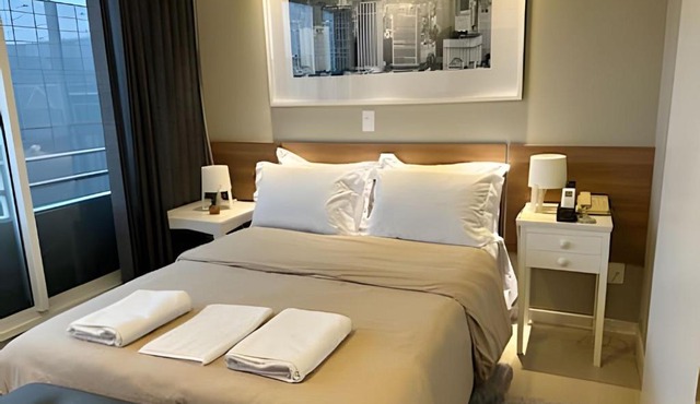 Em frente ao Shopping & Allianz Parque in Hotel com estacionamento