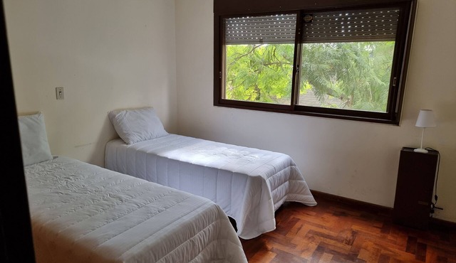 Entire apartment, very spacious and bright, minutes from the center of Mendoza.