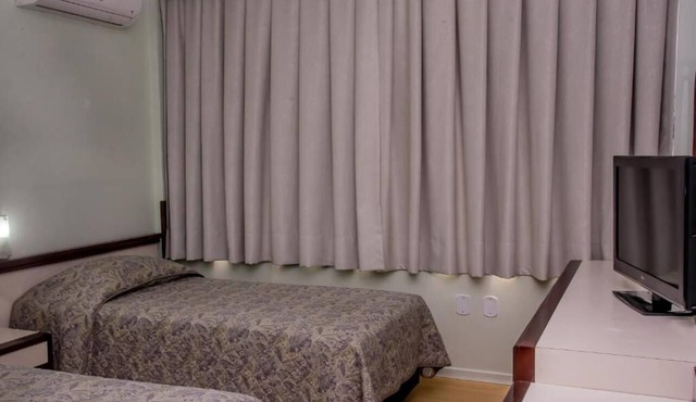 Escape the Noise in This Relaxing & Peaceful Room | Free Breakfast + Pool Access