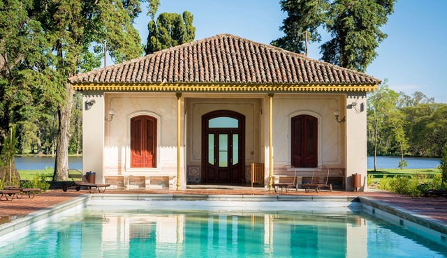 Estancia La Paz Hotel