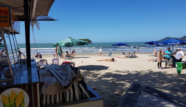Excellent Apartment with Luxury and Comfort, overlooking the Sea