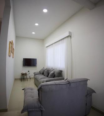 Executive House 3BR Luque Near the Airport in Luque