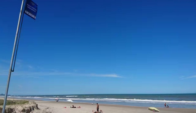 FACING THE SEA literally