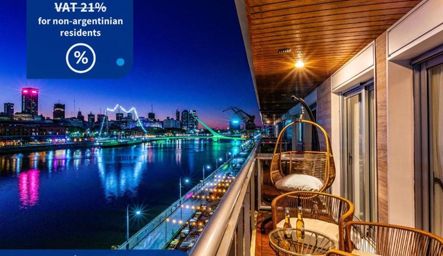 Family Apartment with Puente de la Mujer View in Puerto Madero