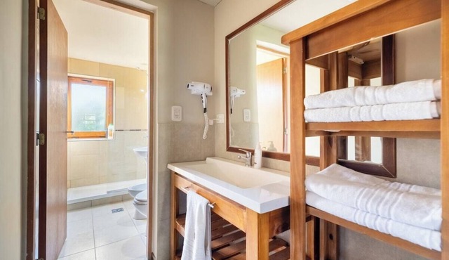 Family bungalow : Garden and barbecue : Playa Bonita Bariloche