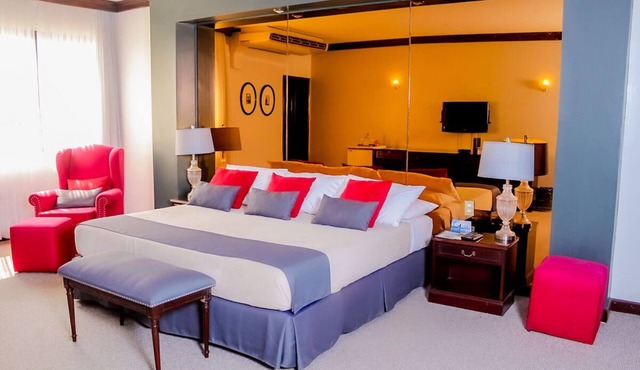 Family Staycation in Central Asunción | Fitness Center, Spa & Pool Access in Asunción