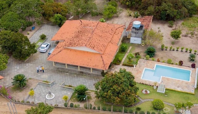 Farmhouse 10km from all amenities Matinha Feira de Santana Bahia