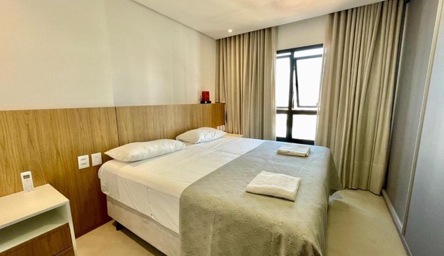 Flat de Luxo, Alto, Próximo ao Shopping