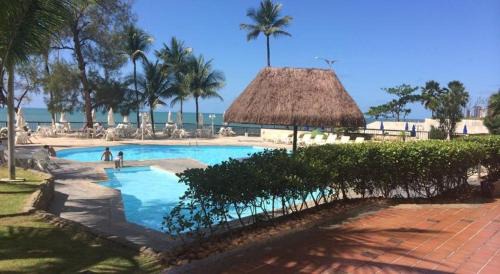 Flat Golden Beach Piedade