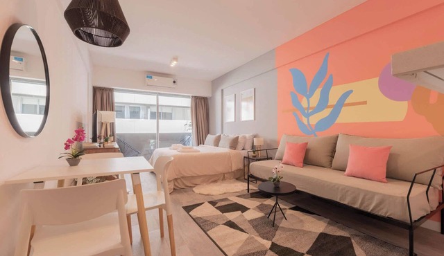 Fliphaus + Tacuari 1100 - 3 pax Loft in San telmo