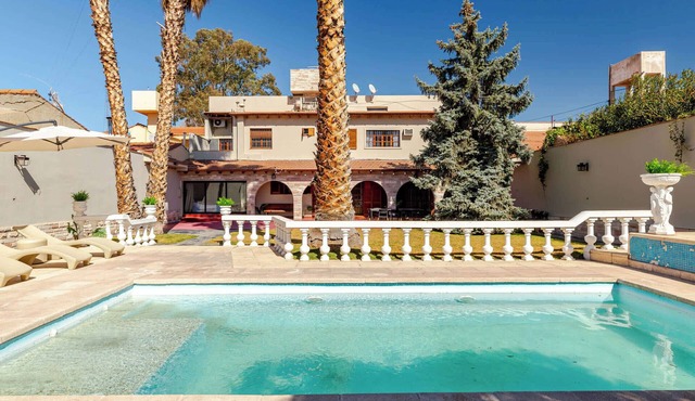 Fliphaus + Wine Country - 9 Bd 22 pax Pool Jacuzzi