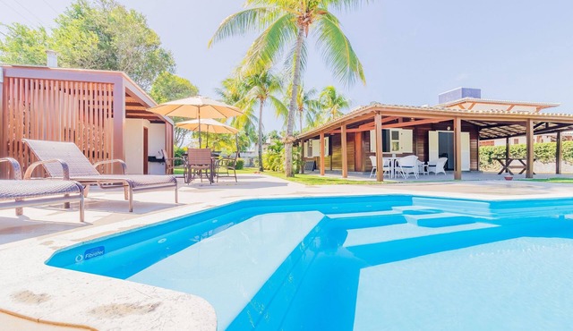 GB69 Excellent 4/4 house 400m from the beach
