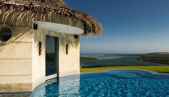 Gungaporanga Hotel in Barra de São Miguel