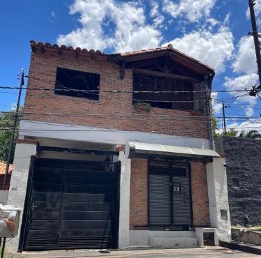 Habitación independiente primera planta in Luque