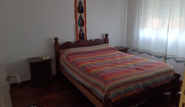 Habitación privada, con baño y cocina compartidos en Rosario, Santa Fe, Argentina