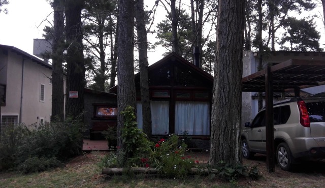 Hermosa Cabaña en bosque de Mar Azul 4/5 personas