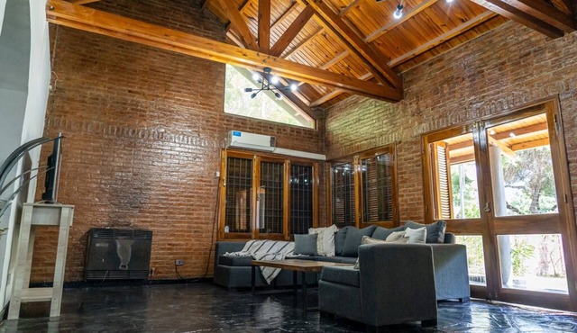 Hermosa casa para 16p con pileta+jacuzzi