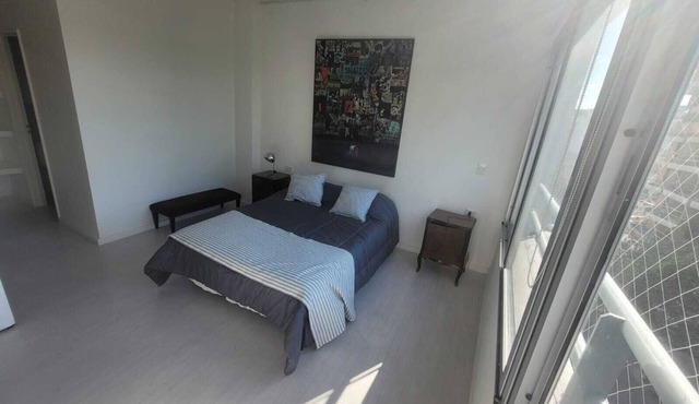 Hermoso Piso CON Terraza MUY Luminoso EN Palermo. MUY Espacioso Y Comodo!