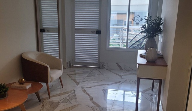 High Standard Apart 2/4 Santa Monica in Uberlândia